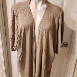 Made by Johnny XXL new with tags ivory  shawl,